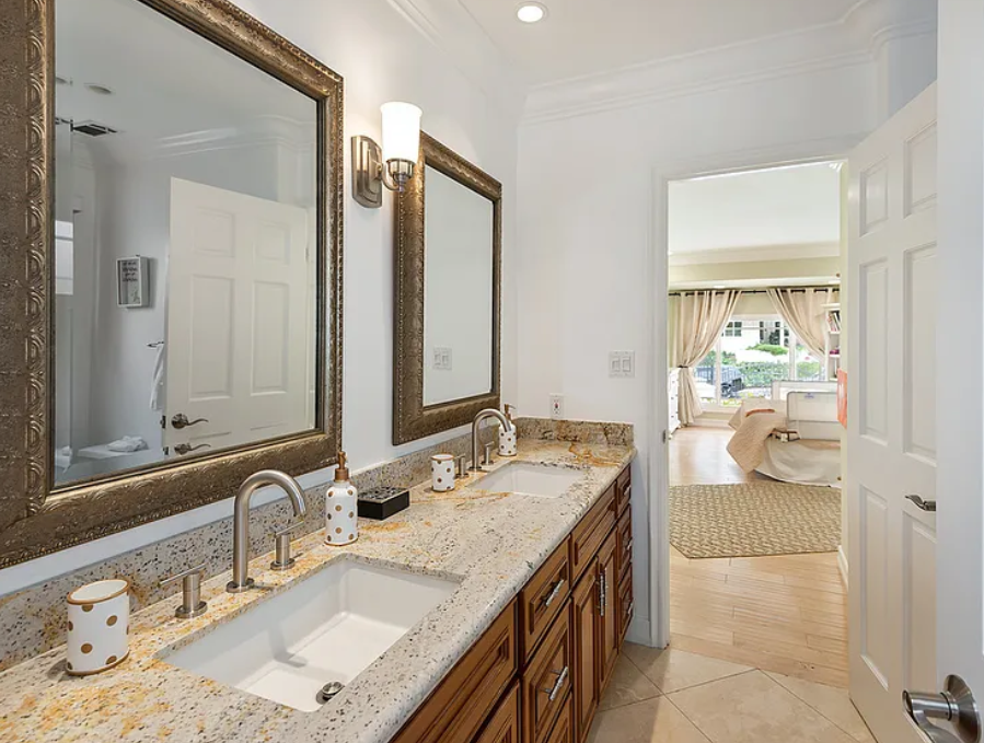 1916 San Ysidro Drive, Beverly Hills, CA 90210  photo 1